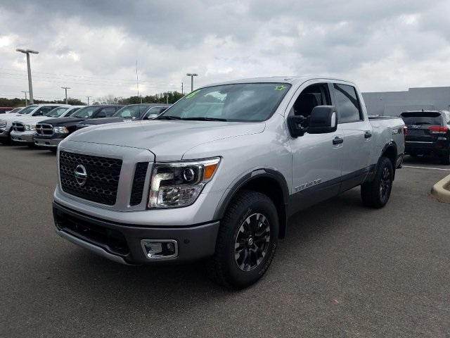 2018 nissan titan pro